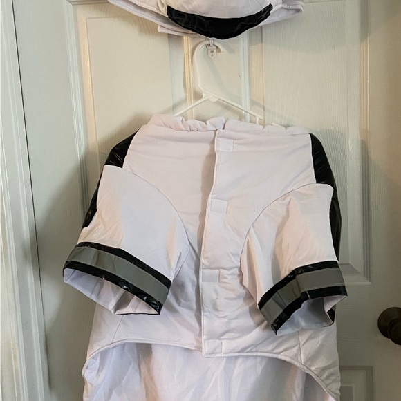 2XL Dog-Space Pup Costume-Big on my 100 Lb Double Doodle - Picture 4 of 6